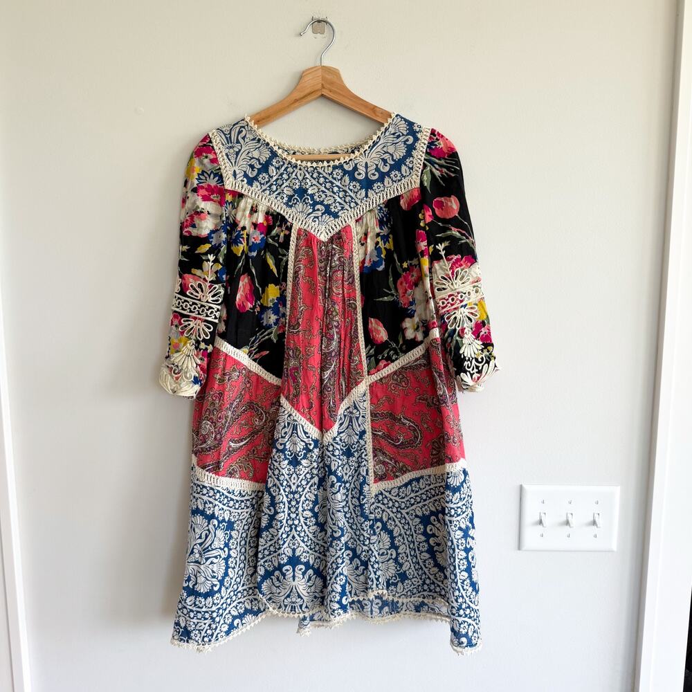 Anthropologie Vanessa Virginia Inez Patchwork Crochet Mini Dress Blue Red 0 - Picture 3 of 10